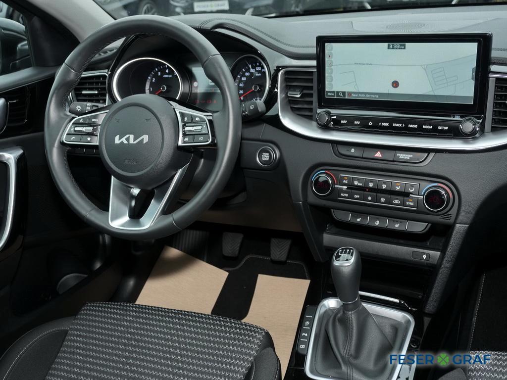 Kia Ceed 1.5T 6-Gang Spirit Technik-Paket JBL LED
