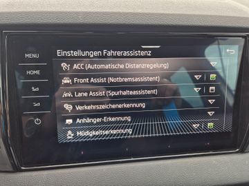 Skoda Karoq Sportline 4x4 DCC Kamera Matrix