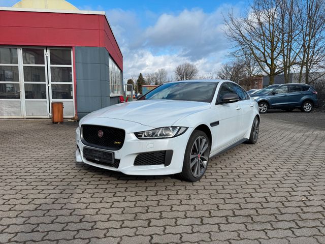 JAGUAR XE AWD 300 Sport Automatik