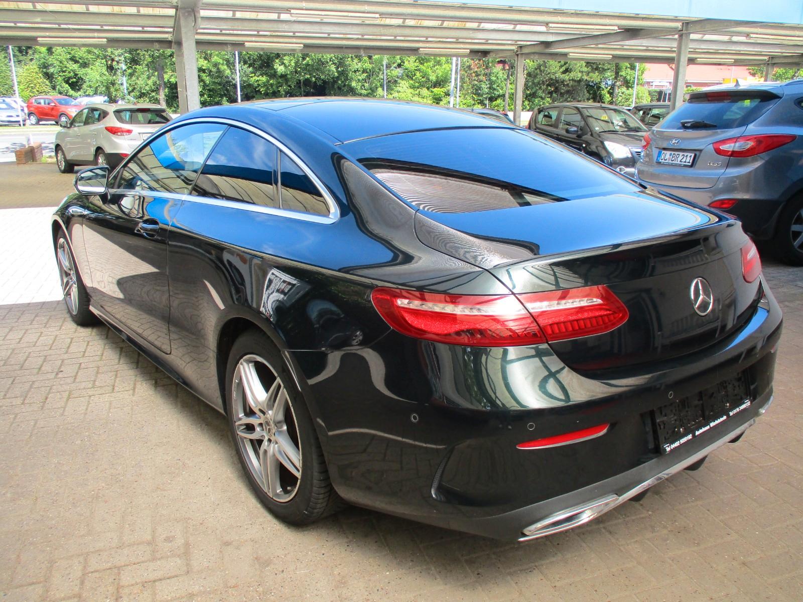 Mercedes-Benz E 220 d Coupe 4Matic / AMG Linie