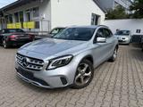 Mercedes-Benz GLA 220 4Matic Urban*360 Kamera*Fernlichtassis*L - silberne Mercedes-Benz GLA 220