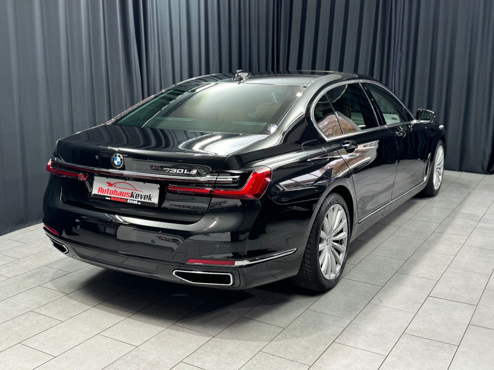 Fahrzeugabbildung BMW 730 Ld|TV|MASSAGE|LASER|SOFT-CLOSE|LANG|HARMAN|