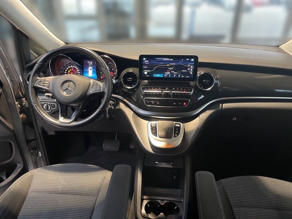 Fahrzeugabbildung Mercedes-Benz V 250 d 4MATIC ED/L AHK, Airmatic, STHZ, LED