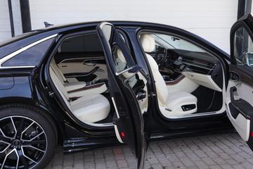 2025 AUDI S8 — миниатюра 14