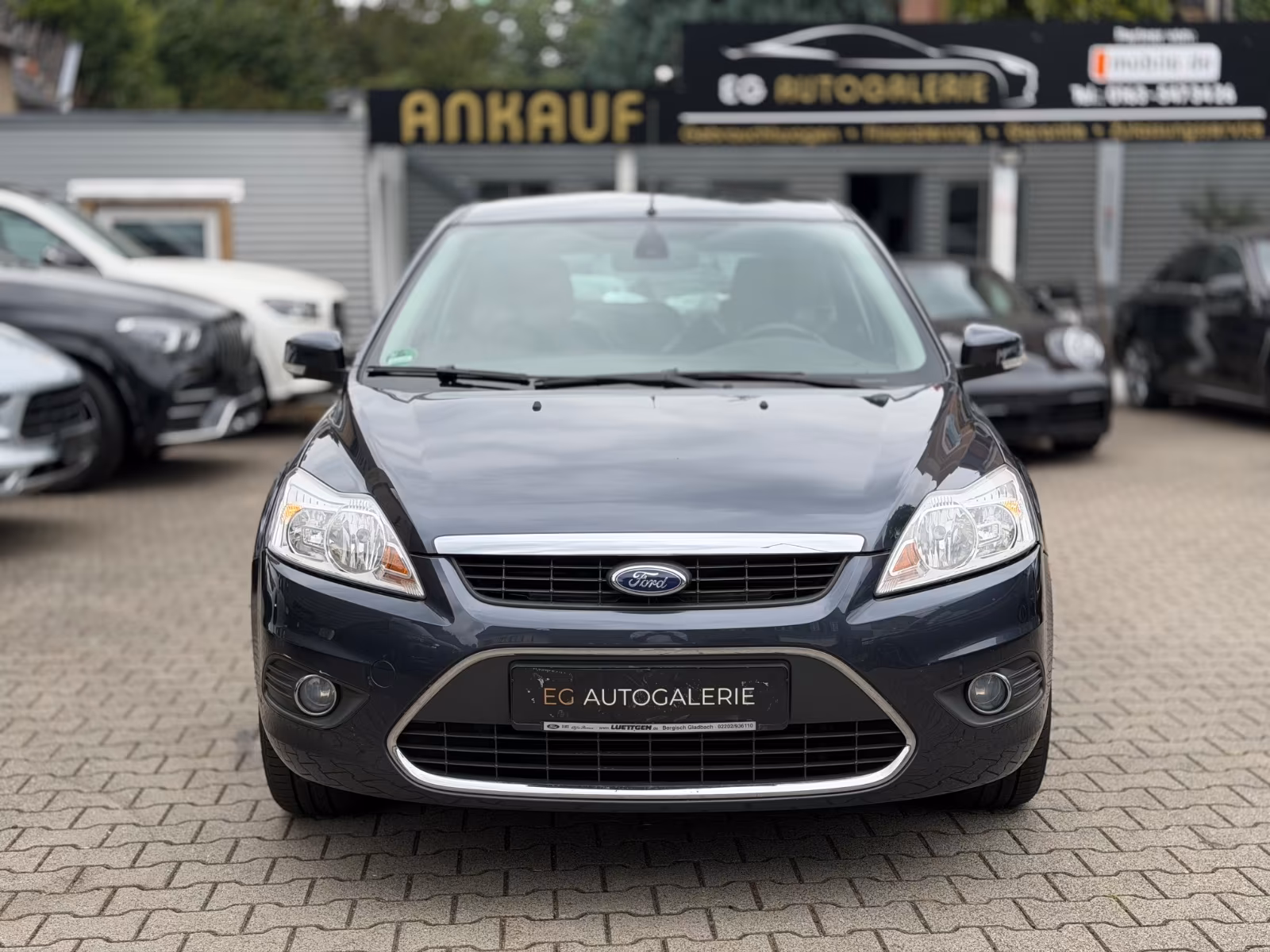 Ford Focus Lim. Ghia*44.000KM*8-Fachbereift*TÜV-2027