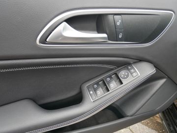 Mercedes A 180 - 9