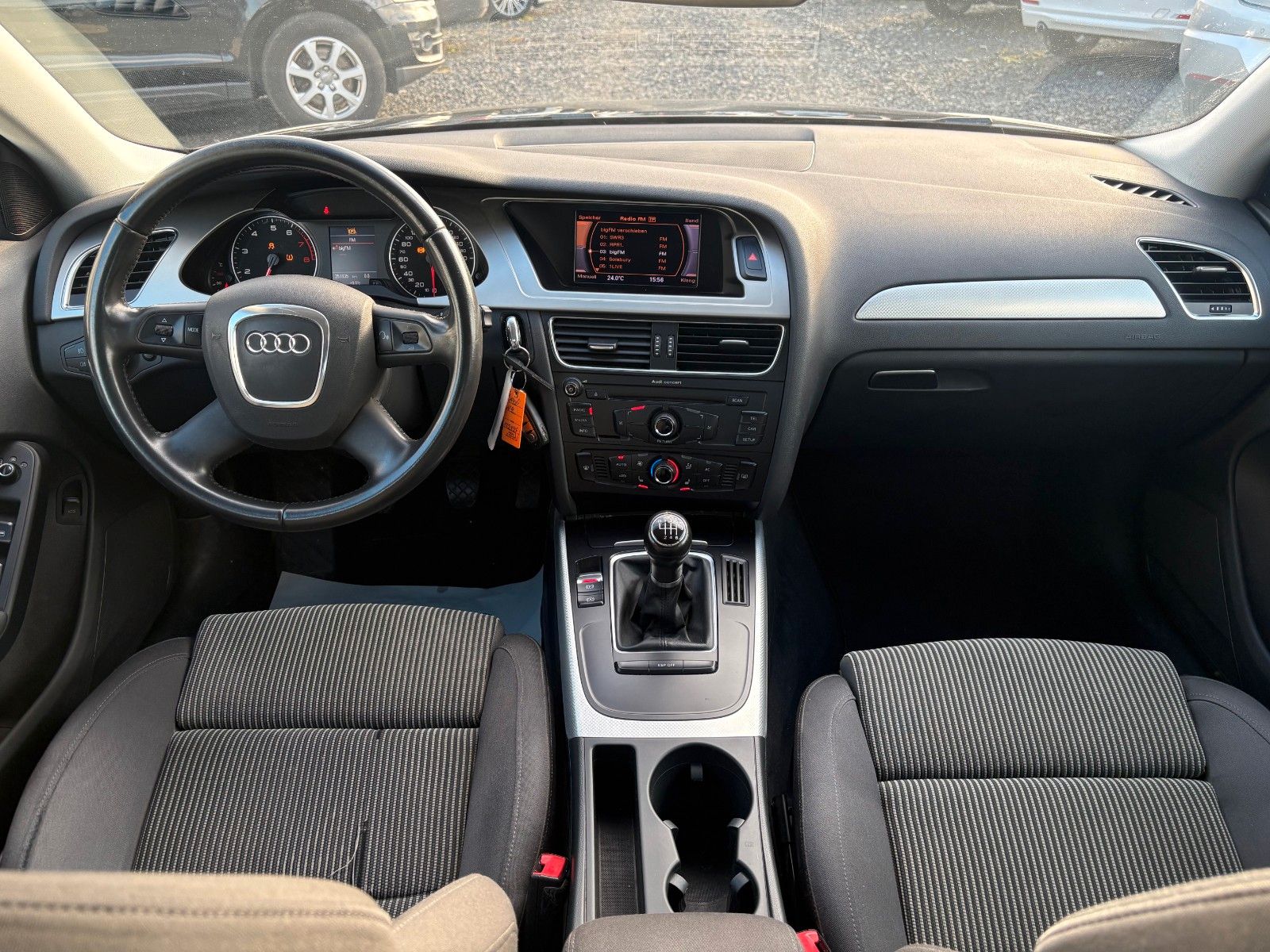 Fahrzeugabbildung Audi A4 2.0 TFSI Limo Ambition Xenon SPORTSITZE 1.HAN