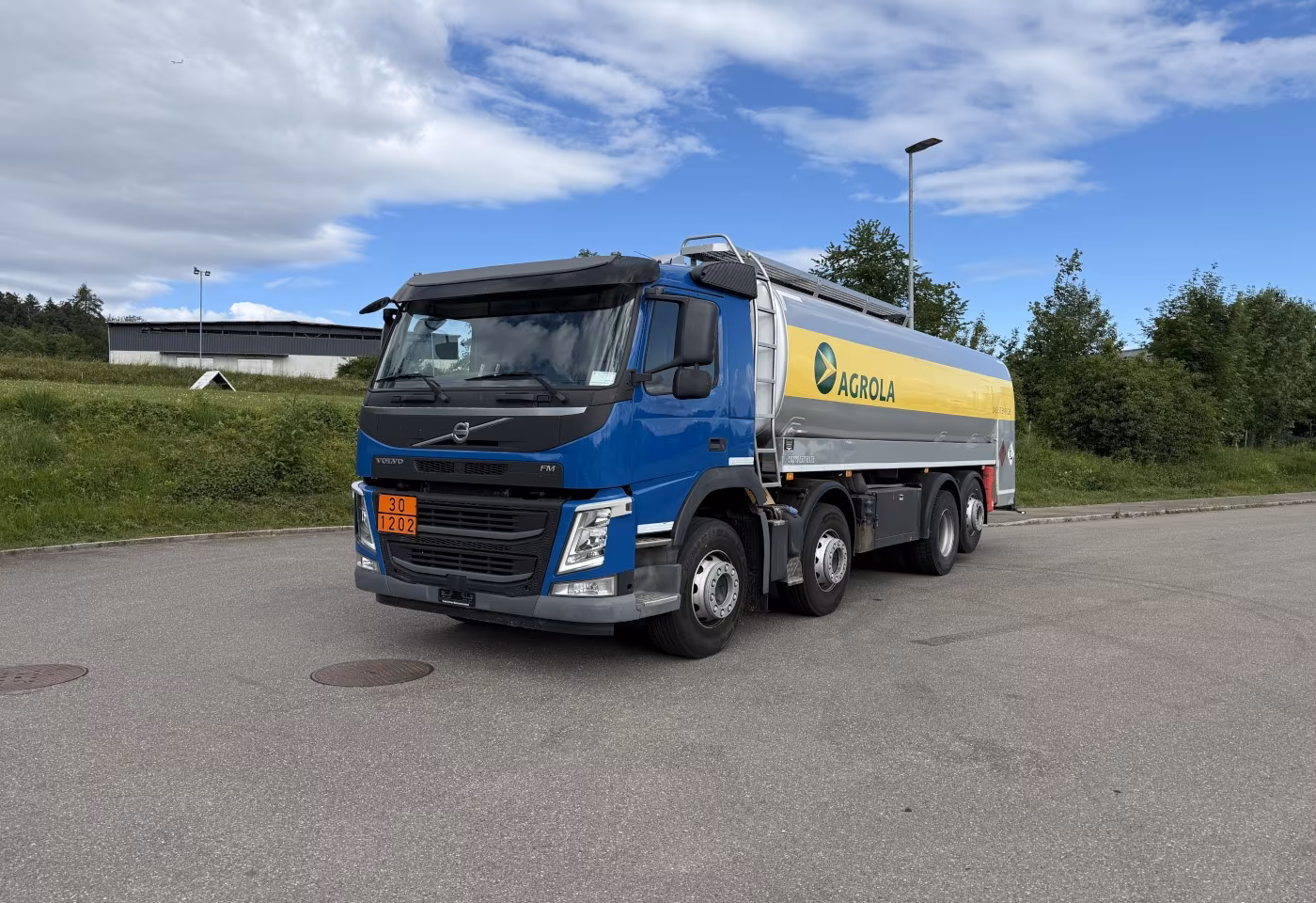 Volvo  FM-420 8x2R 2-Kammer / Swiss-Vehicle