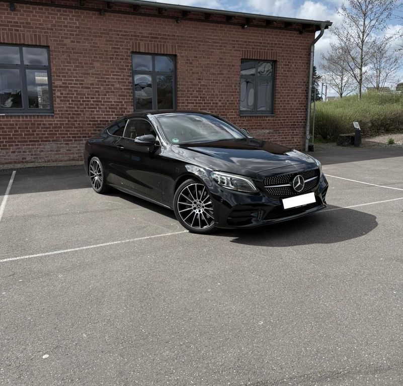 Image of Mercedes-Benz C 300