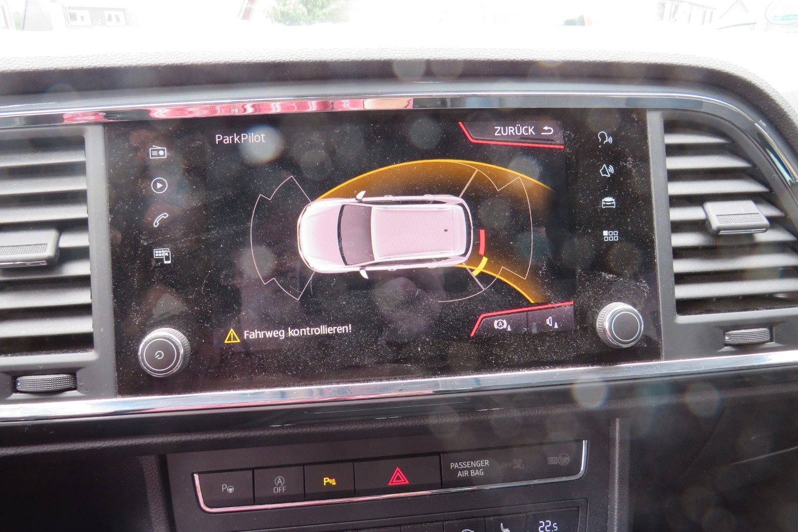 Fahrzeugabbildung SEAT Ateca Style CLIMATRONIC SITZH. PDC ACC GJ-REIFEN