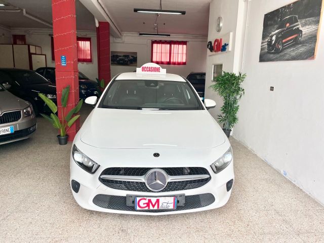 MERCEDES-BENZ Mercedes-benz A 180 d Automatic Business Extra