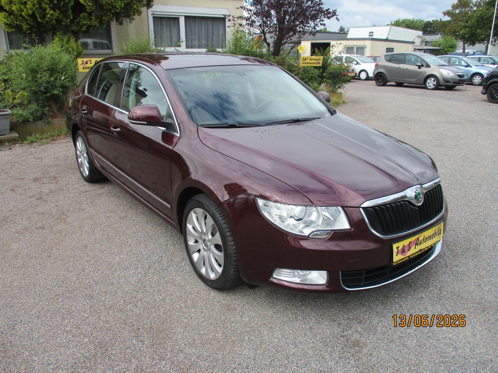 Skoda Superb Elegance/6 Gang