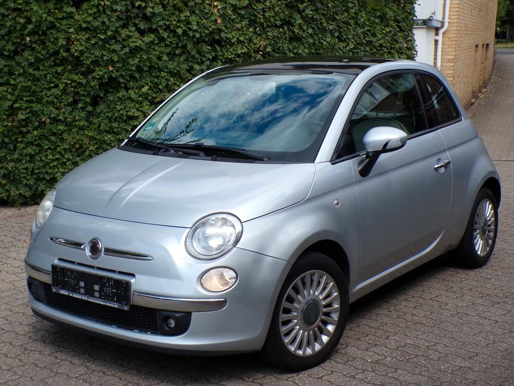 Fiat 500 Lounge/Panorama/Klima/6.Gang/Multi./Sport