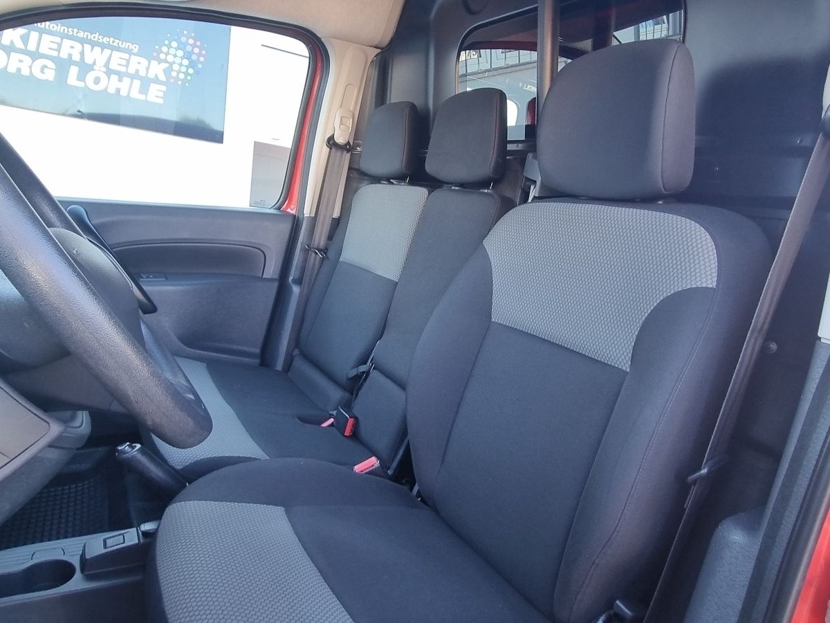 Fahrzeugabbildung Renault Kangoo Rapid Extra Blue dCi 95