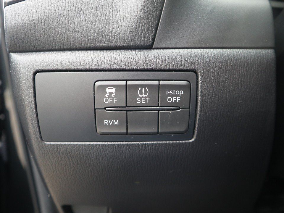 Fahrzeugabbildung Mazda 3 Sports-Line G-120 BI-XENON BOSE HUD EPH RFK SH