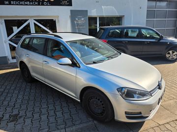 Volkswagen Golf - 2