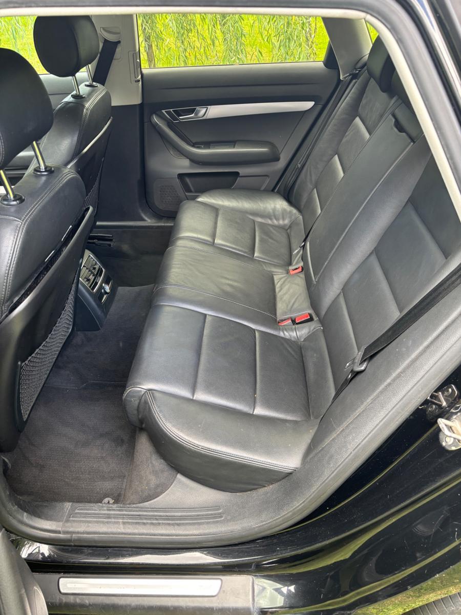 Audi A6 2010 — photo 13