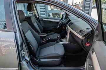 Fahrzeugabbildung Opel Astra H 1,6 Edition |KAMERA|PDC|KLIMA