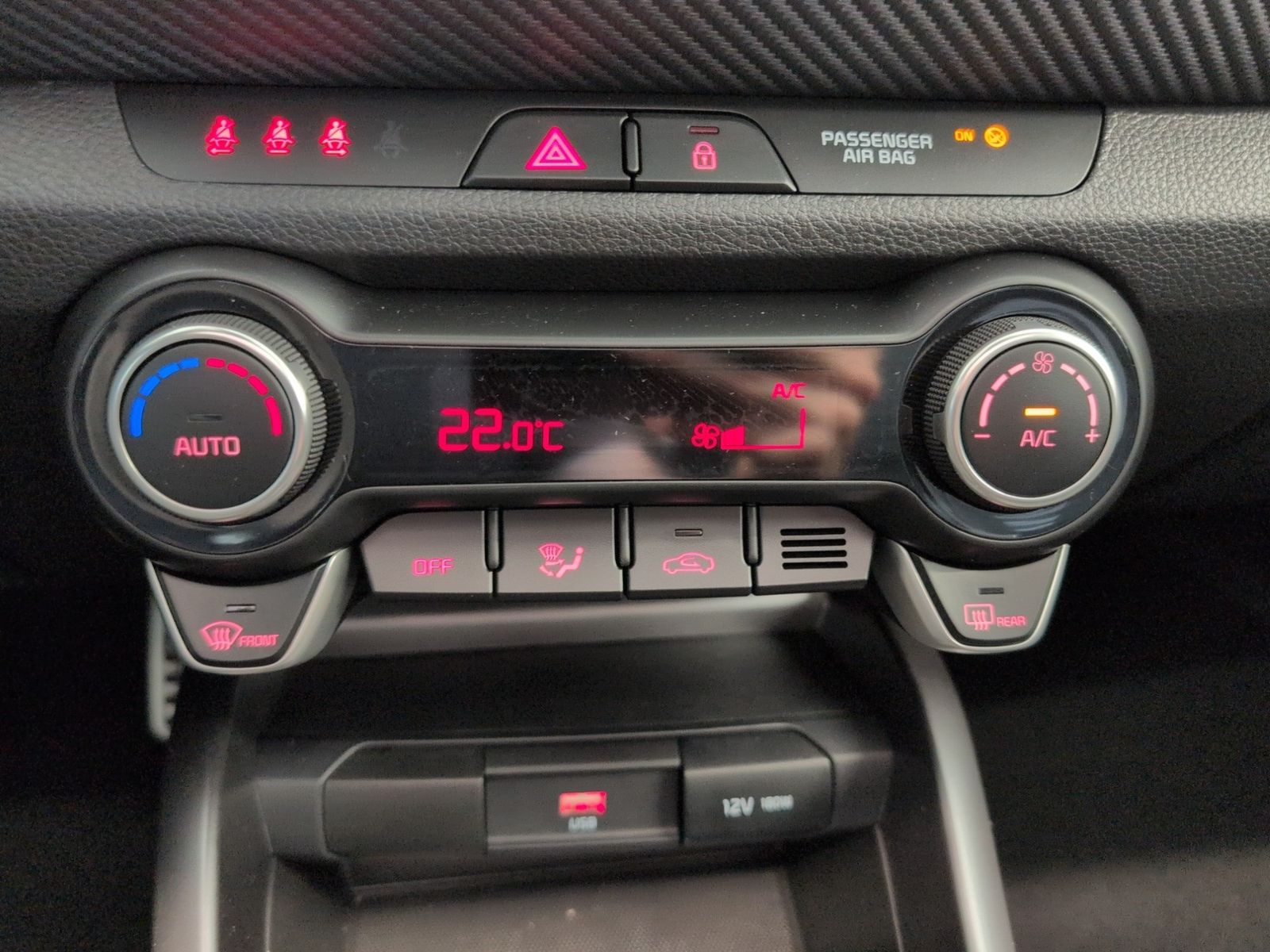 KIA Stonic  1.0 T-GDI 100 48V DCT GT-Line Technologie – Bild 19