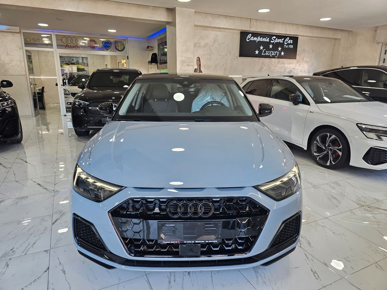 Audi A1 SPB 30 TFSI S tronic Identity Black imagem 2