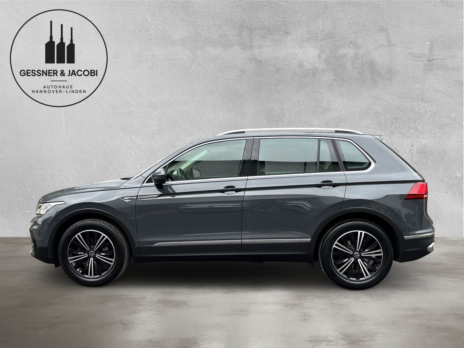 Fahrzeugabbildung Volkswagen Tiguan 1.5 TSI Elegance AHK Kamera SHZ