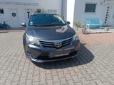 Toyota Avensis Combi 2,0-l-D-4D Edition Edition - gebrauchte Toyota Avensis aus dem Jahr 2013