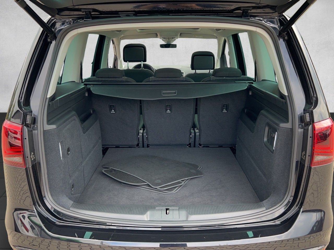 Fahrzeugabbildung SEAT Alhambra Style Xenon el. Schiebetüren Klima