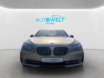 BMW 750 - 2