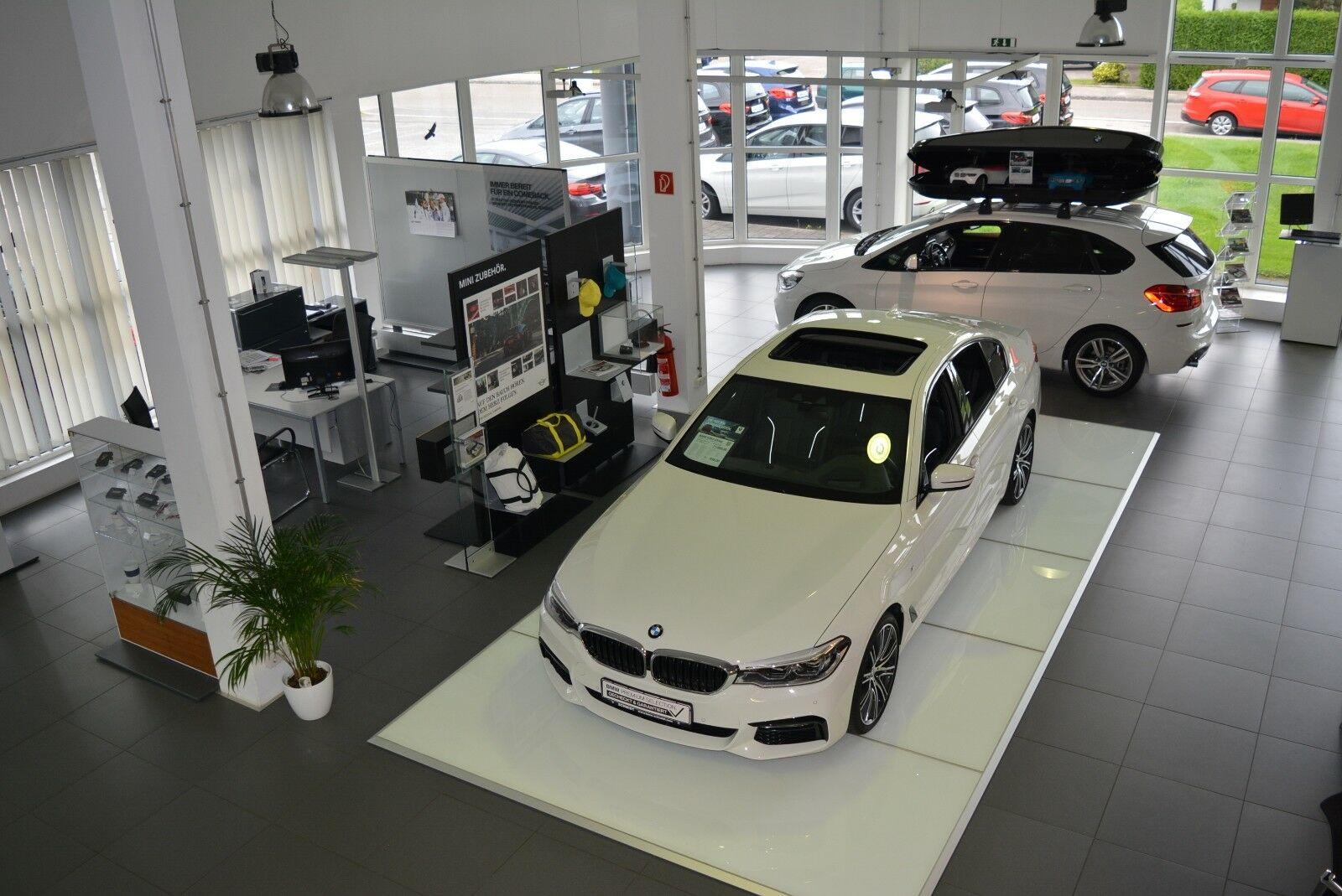 showroom-image-main