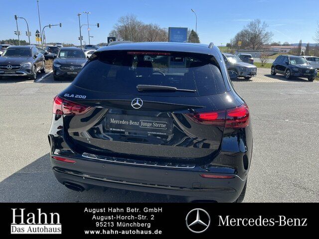 Fahrzeugabbildung Mercedes-Benz GLA 200 AMG/NIGHT/LED/KAM./WINTER/AMBI/20ZOLL