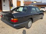 Mercedes-Benz W124 E 200 Automatik Sportline H-Kennzeichen - Mercedes-Benz W124