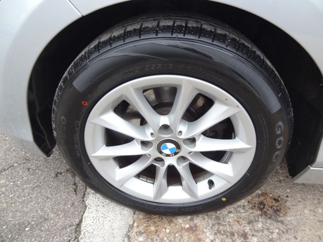 Fahrzeugabbildung BMW 116 i/Automatik/1.Hd/Kamera/Navi/Xenon/AHK/