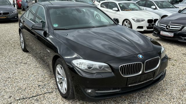 BMW 530 Baureihe 5 Lim. 530d-1.Hand-Leder-Navi-