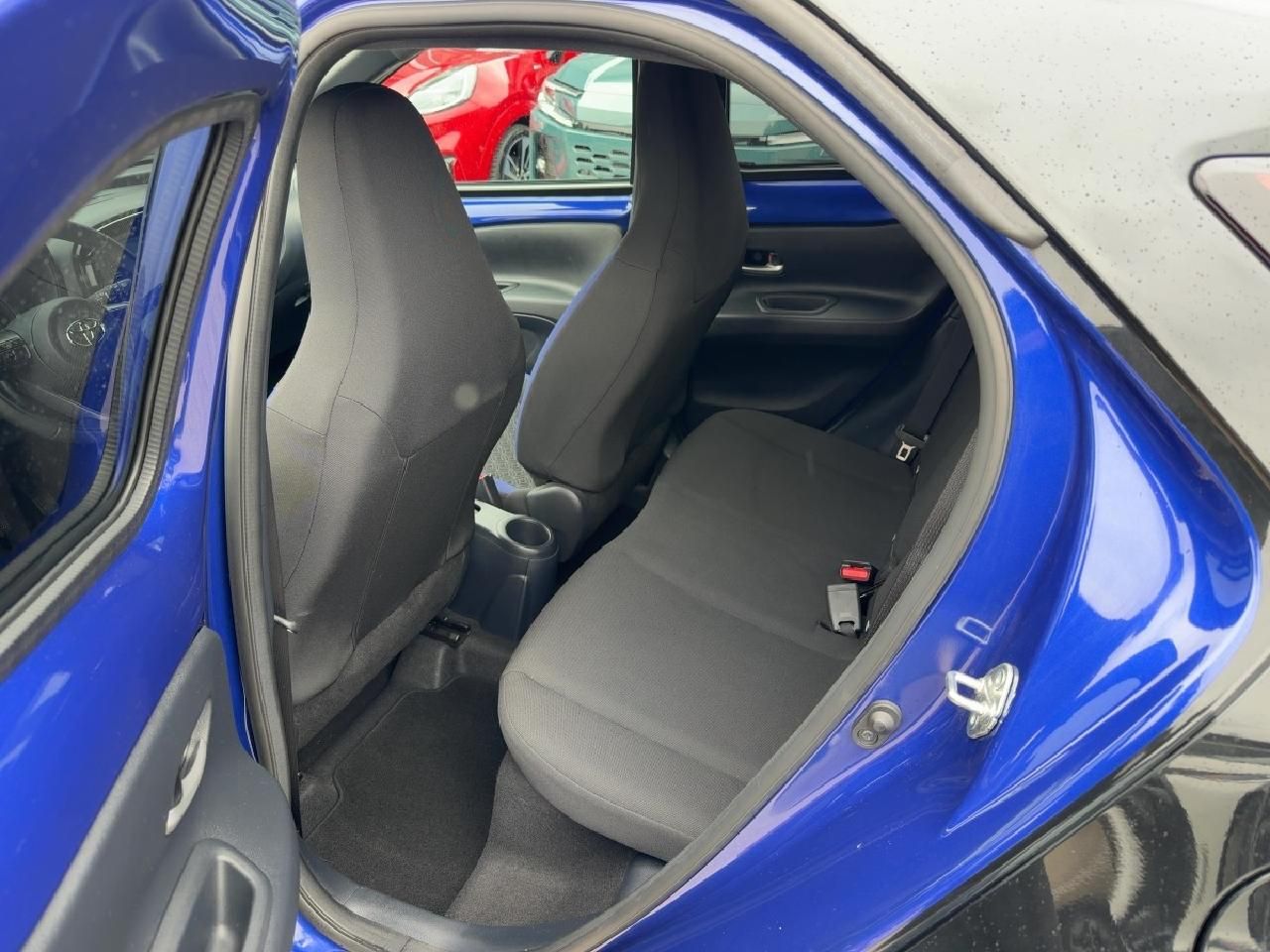 Fahrzeugabbildung Toyota Aygo X 1,0 Pulse *LED+CAM+SHZ+AppleCarplay*