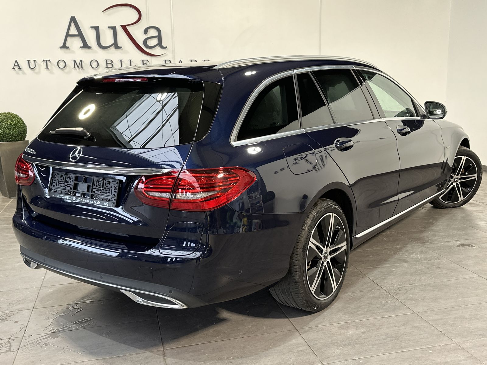 Fahrzeugabbildung Mercedes-Benz C 300de T Avantgarde NAV+LED+CARPLAY+WIDESCREEN