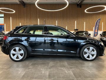 Audi A3 Sportback ambition *1. Hand*AHK*Klima*Radio*