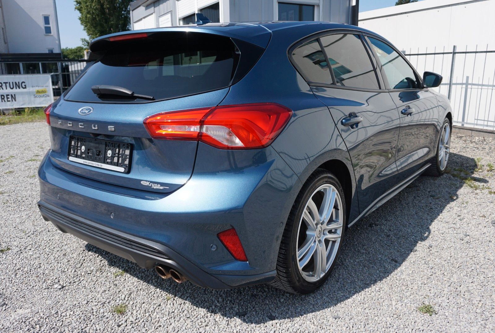 Fahrzeugabbildung Ford Focus Lim. ST-Line, LED, B&O Sound, Navi, Sport