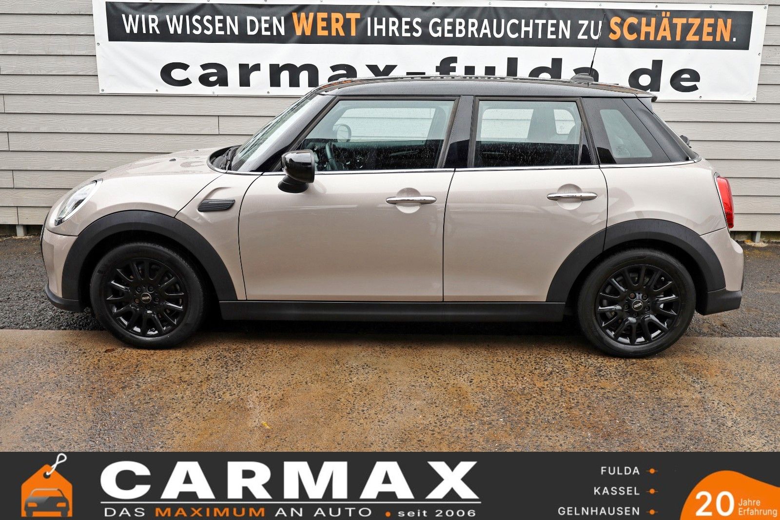 Fahrzeugabbildung MINI COOPER Mini 5-trg,Leder,Navi,Panorama,LED