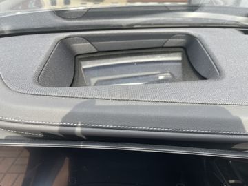BMW 740 - 12
