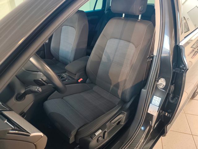 Passat Variant GTE *ACC*Navi*Ergo*AHK*Kamera*18"