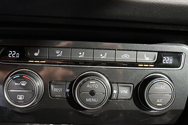 Tiguan JOIN 1.4 TSI ACC LED NAVI AHK SHZ BT PDC