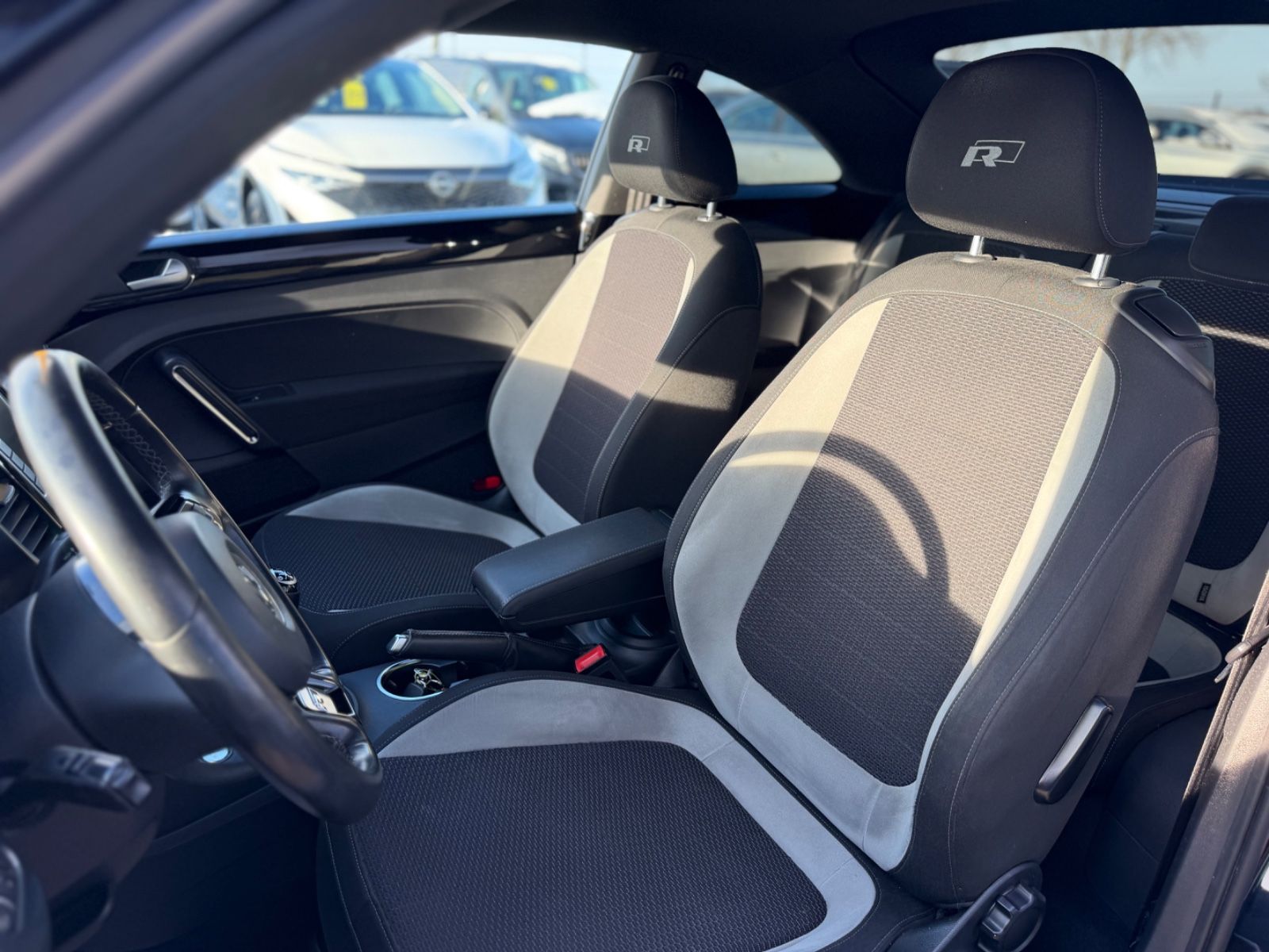 Beetle Lim. Sport R-Line Navi 2.0 TSI