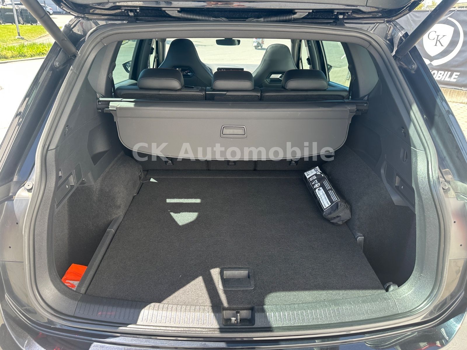 Fahrzeugabbildung SEAT Tarraco FR 4Drive 2.0TDI/Navi/Pano/LED/ACC/AHK
