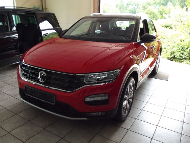 Volkswagen T-Roc 1.0 TSI NAVI/AHK/SITZHEIZUNG/PDC