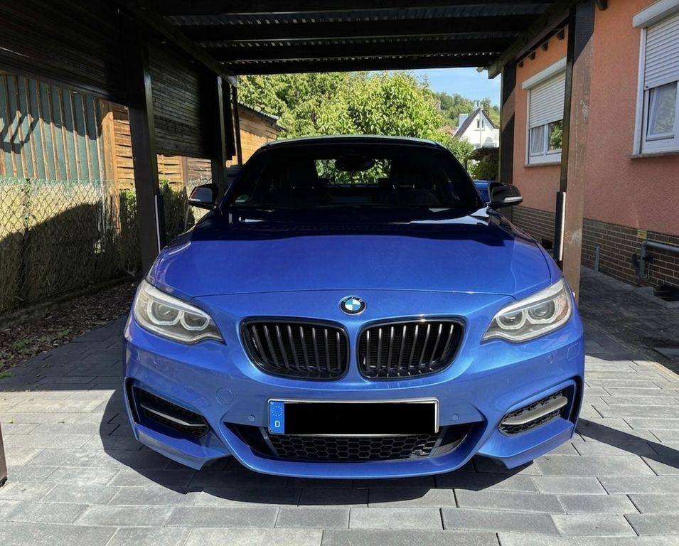 BMW M235