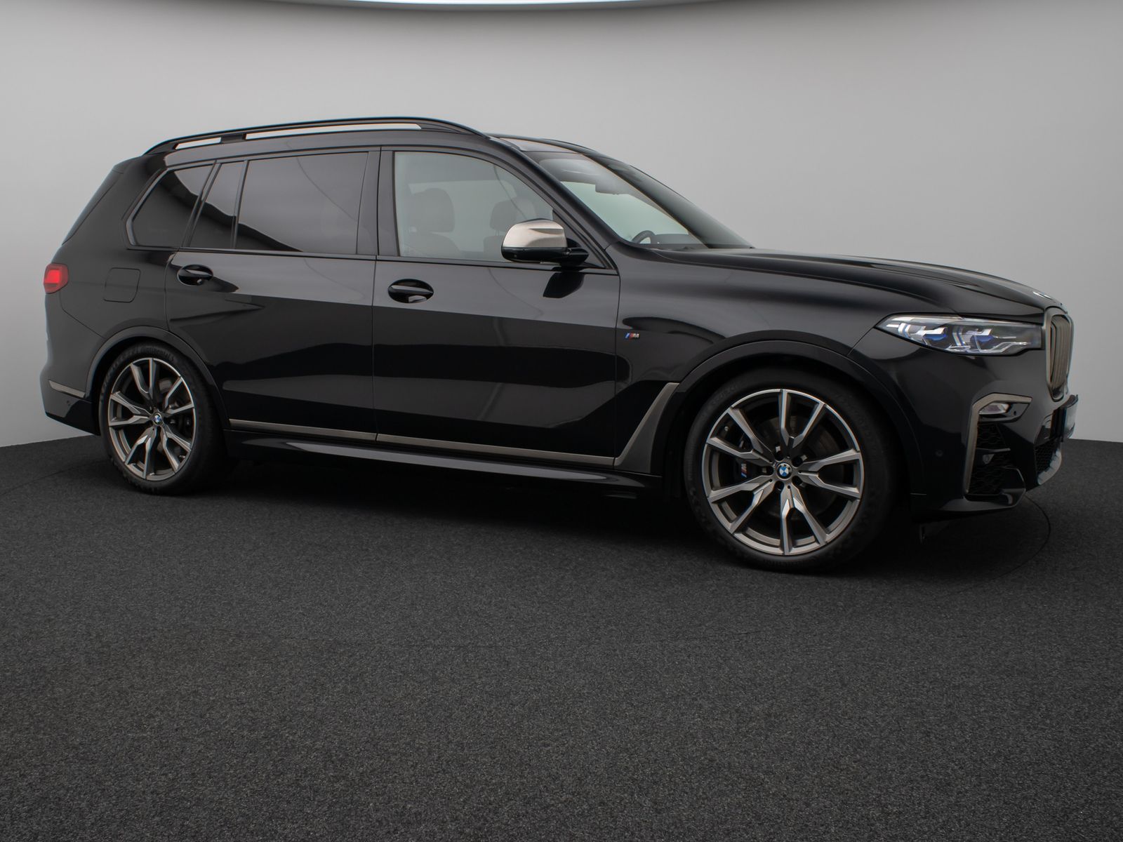 Fahrzeugabbildung BMW X7 M50i Panorama Laser 360°HUD H/K SoftCl 22Zoll