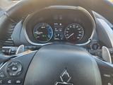 Mitsubishi Eclipse Cross 2.4 PLUG-IN HYBRID 4WD Plus Plus - Mitsubishi Eclipse Cross von privat