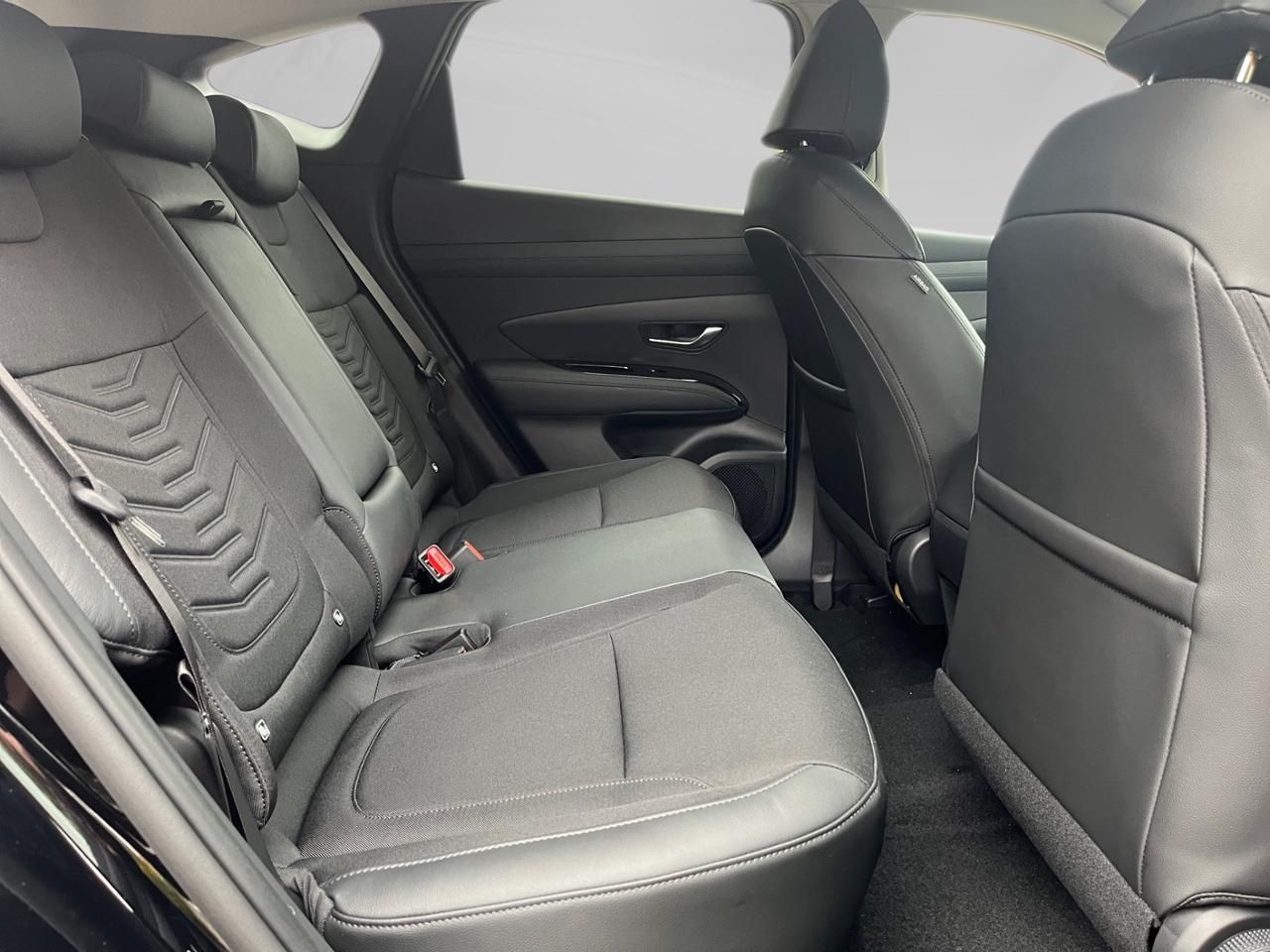 Fahrzeugabbildung Hyundai TUCSON Trend LED-Paket SHZ*LHZ*NAVI*KAMERA*