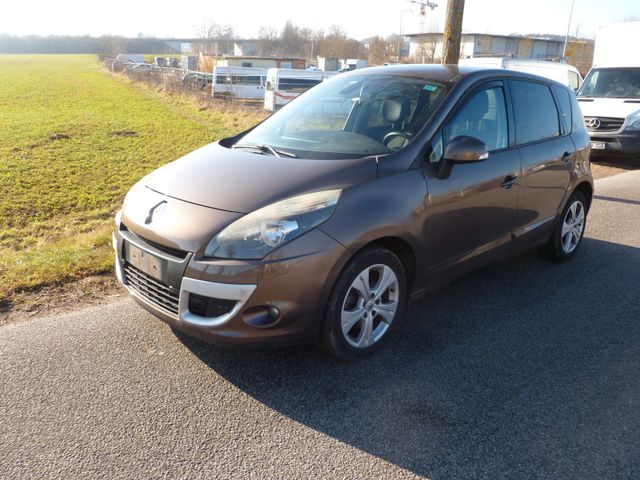 Renault Scenic X-Mod dCi 110 FAP