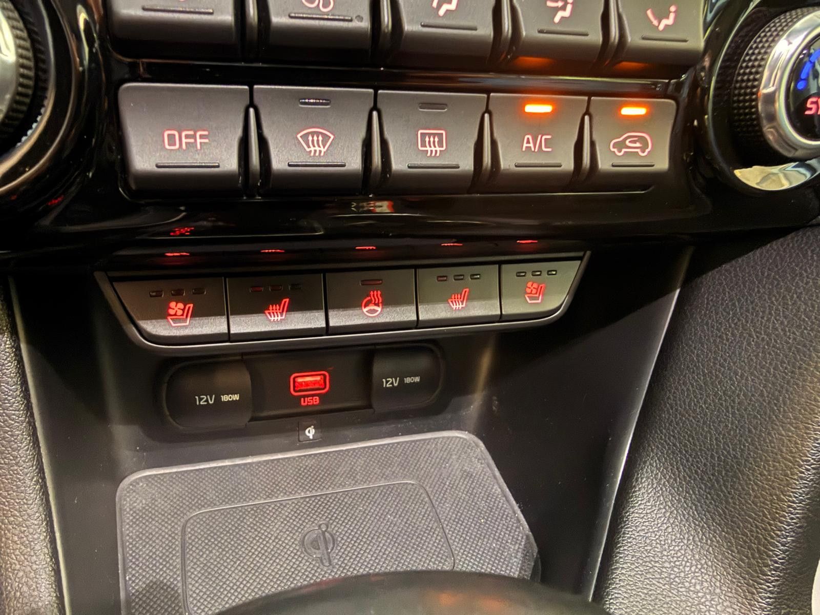 Fahrzeugabbildung Kia Sportage Platinum Edition 4WD/ AHK/SCHECKHEFT/